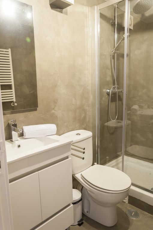 Contemporary Lisbon Apartment In Historical Chiado Exteriér fotografie