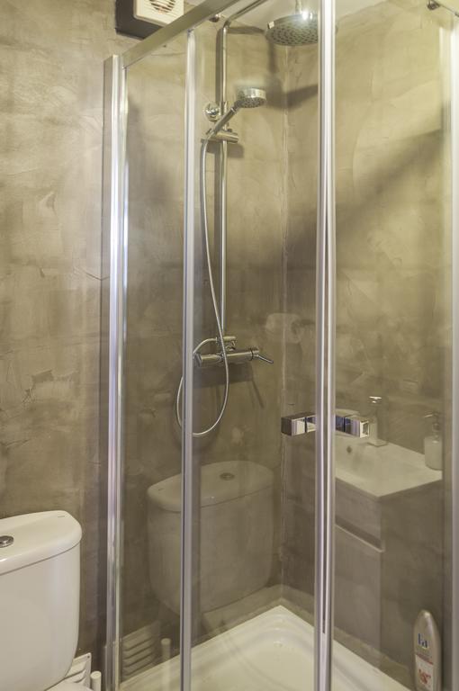 Contemporary Lisbon Apartment In Historical Chiado Exteriér fotografie